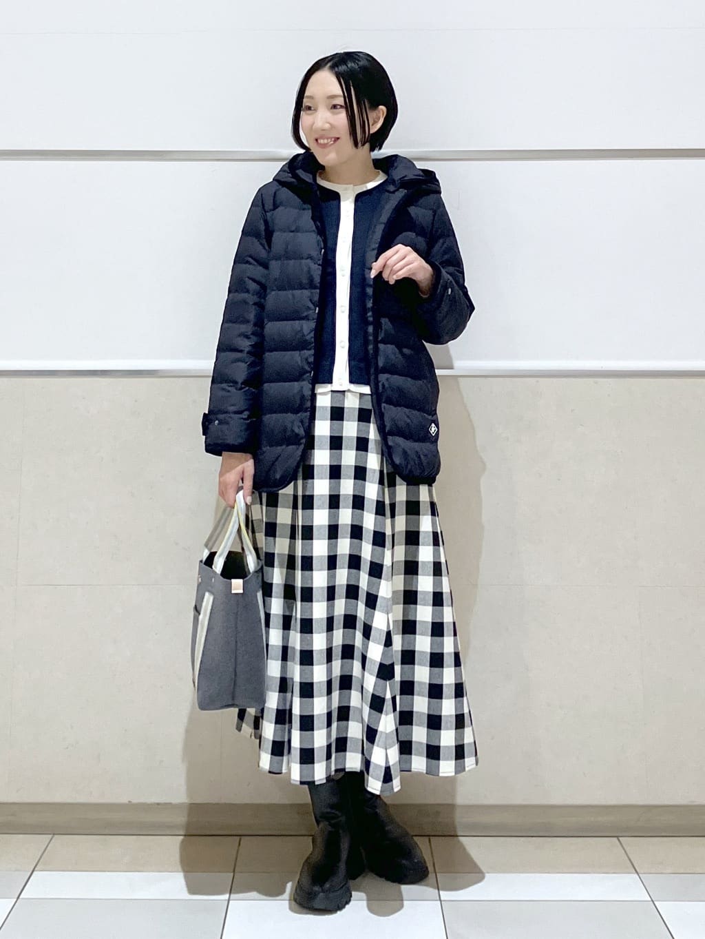eriko さんの「Dessin｜【撥水・2WAY】ミュラーダウンコートミドル丈」を使ったコーディネート