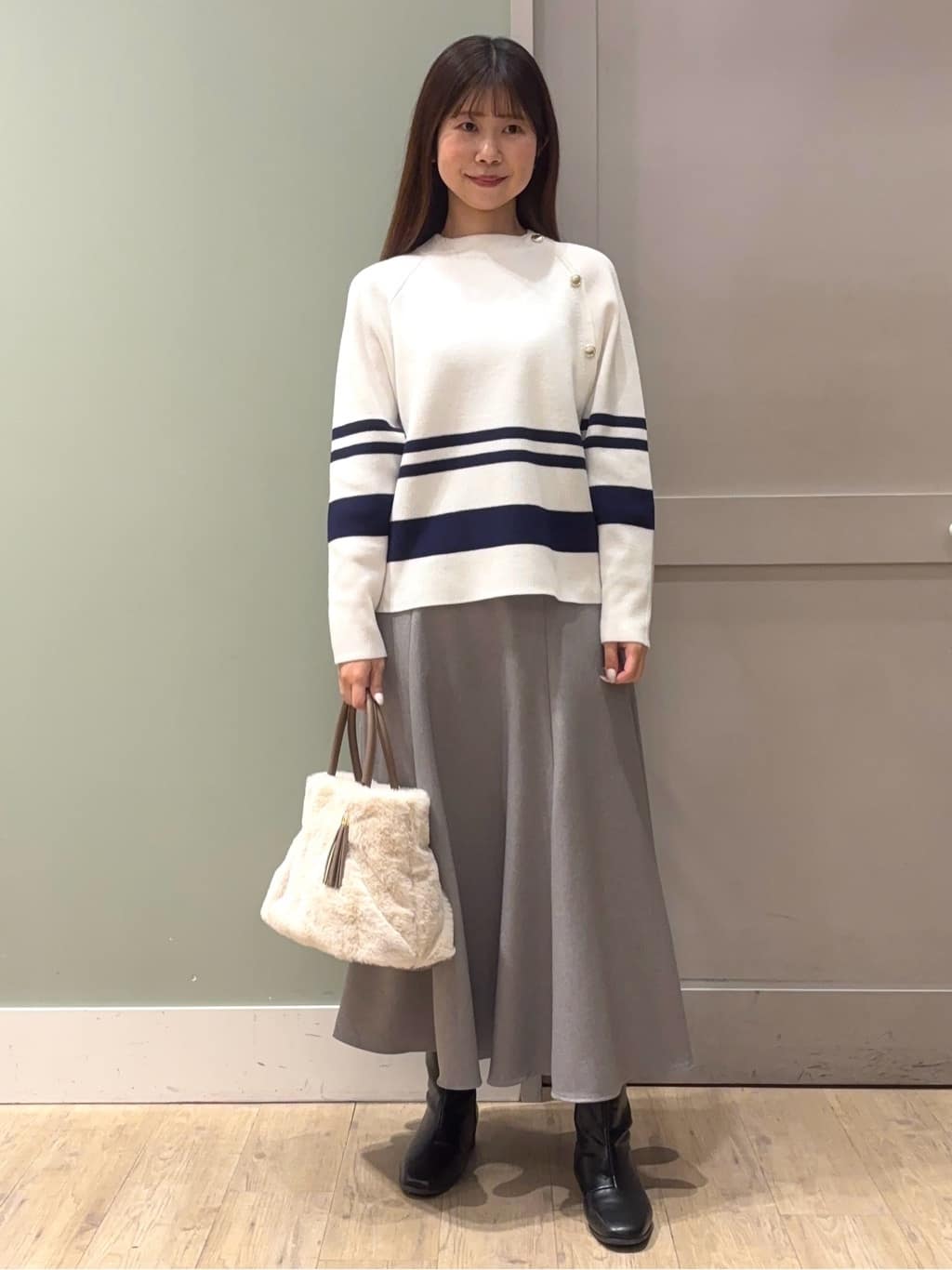 しばみさんの「grove｜【名品アウター／800FP・多機能】つつまれダウンショート」を使ったコーディネート