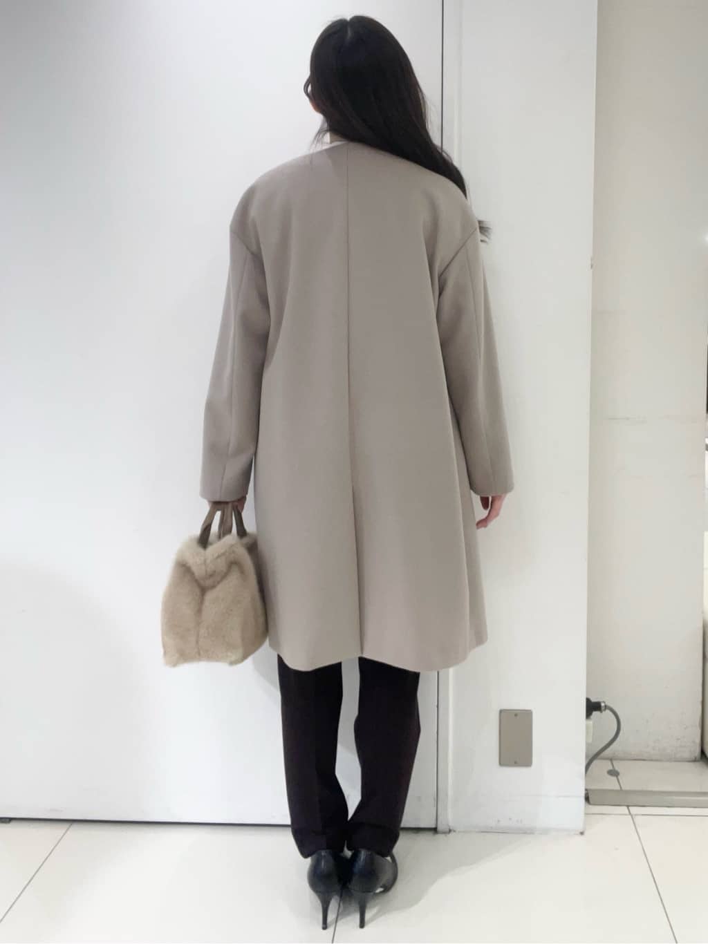 moeさんの「UNTITLED｜【8色展開/体型カバー】魅せるタイムレスニット」を使ったコーディネート