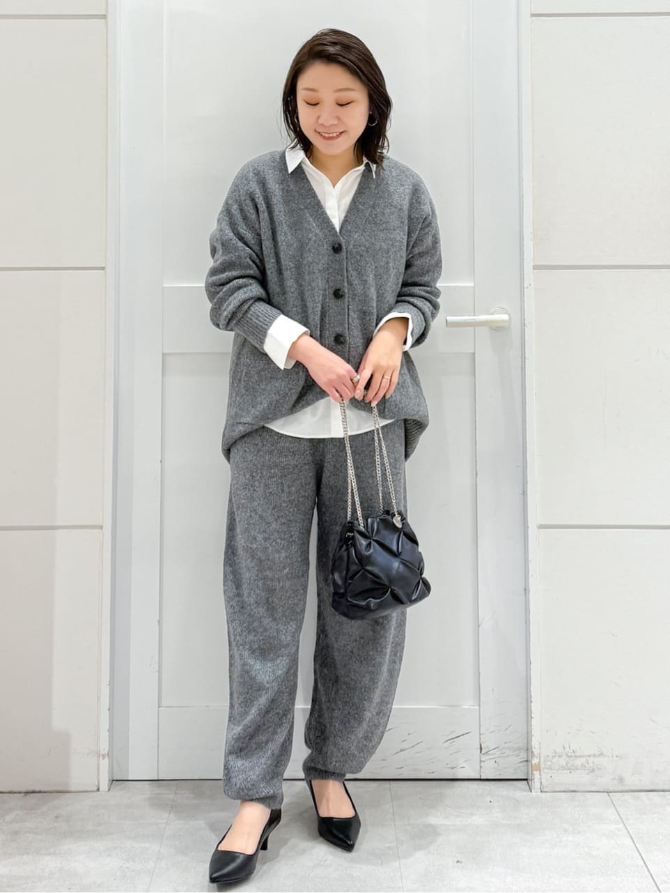 yuka.aさんの「OPAQUE.CLIP｜ポケット刺繍レギュラーカラーシャツ【洗濯機OK】」を使ったコーディネート