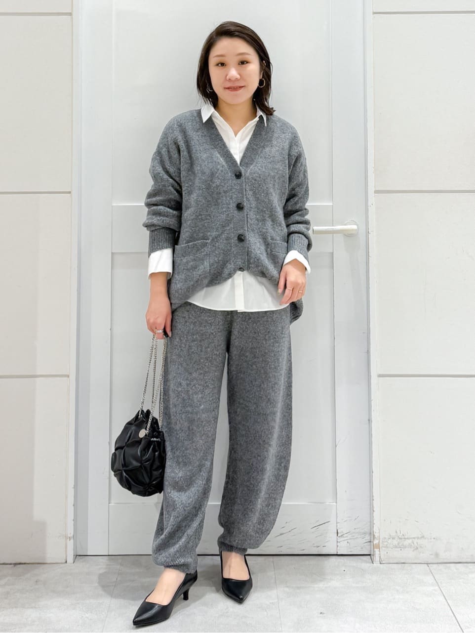 yuka.aさんの「OPAQUE.CLIP｜ポケット刺繍レギュラーカラーシャツ【洗濯機OK】」を使ったコーディネート