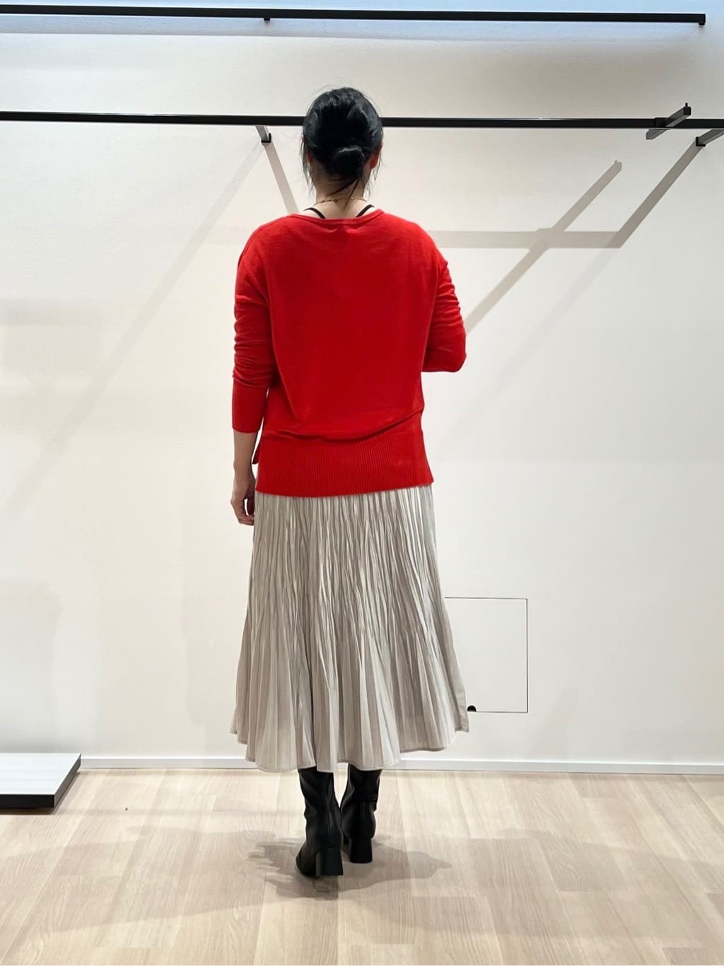 TOMOMIさんの「UNTITLED｜【8色展開/体型カバー】魅せるタイムレスニット」を使ったコーディネート