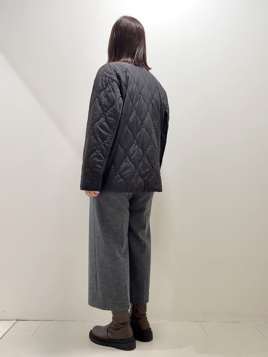 YUIさんの「UNTITLED｜【アンサンブル可/洗える】シルクウールカシミヤ ドルマンスリーブニット」を使ったコーディネート