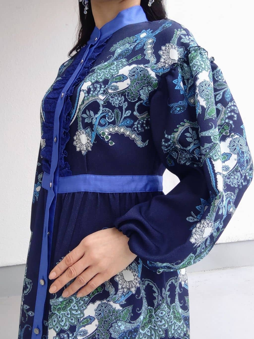 keinaさんの「SunaUna｜【COLLECTION LINE】オリエンタルパネル柄ワンピース」を使ったコーディネート