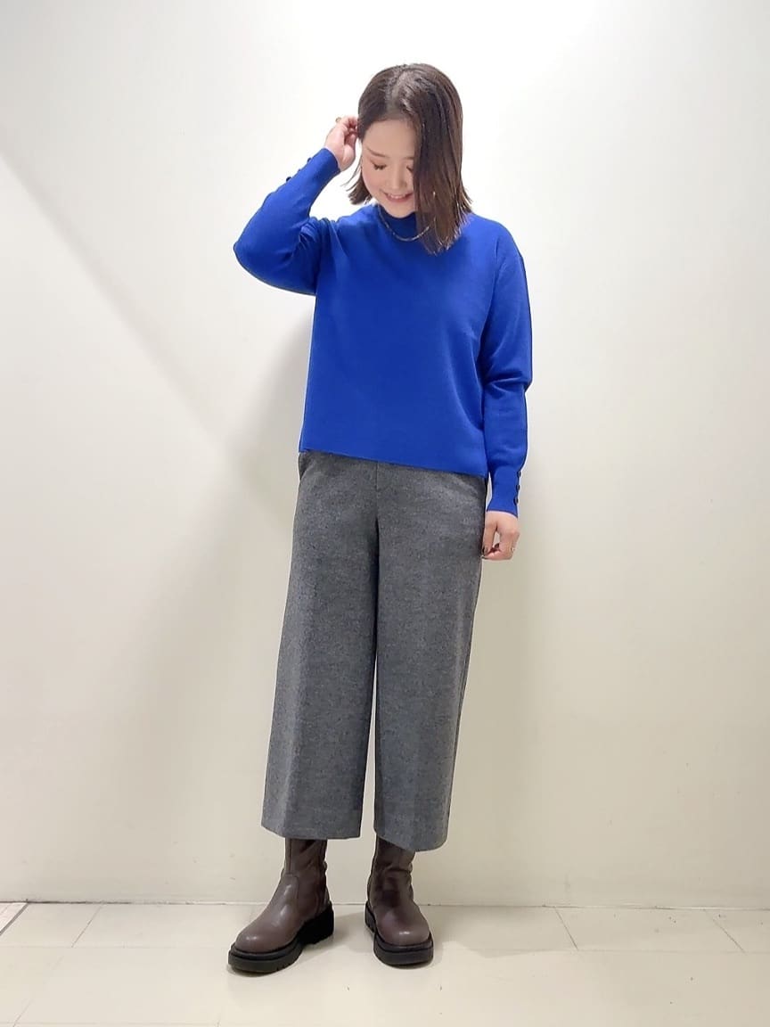 YUIさんの「UNTITLED｜【アンサンブル可/洗える】シルクウールカシミヤ ドルマンスリーブニット」を使ったコーディネート