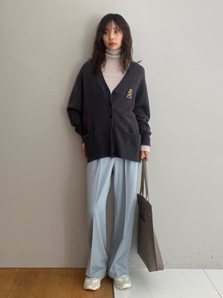 misaさんの「DRESSTERIOR｜シルクブレンドメリノウールリブプルオーバー」を使ったコーディネート