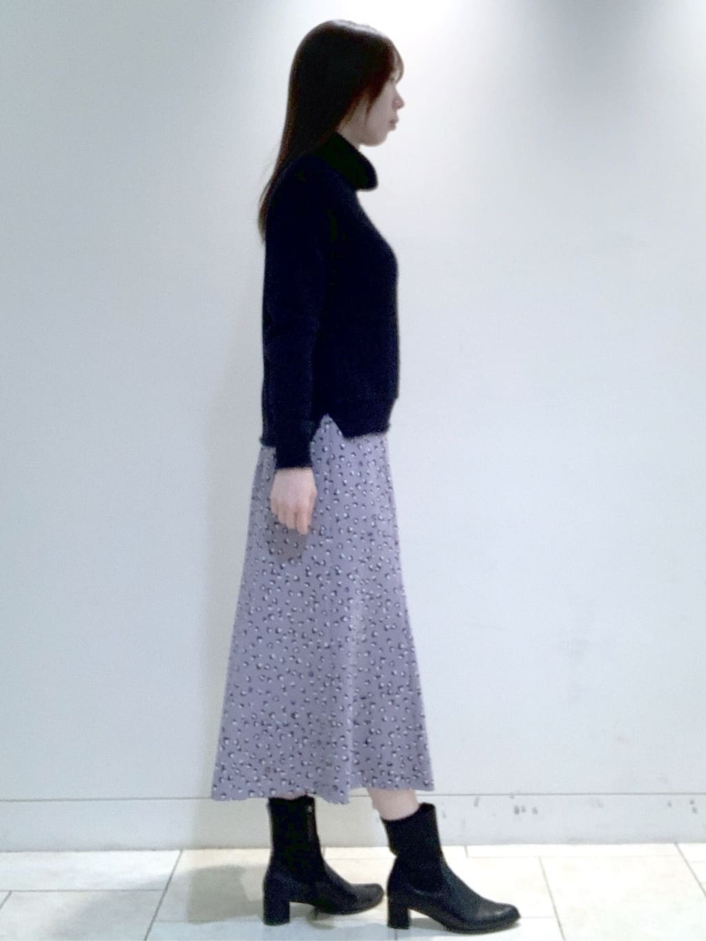 ヤマグチさんの「Reflect｜【ほんのりラメ感◎】ふわふわフェザーヤーンハイネックニット」を使ったコーディネート