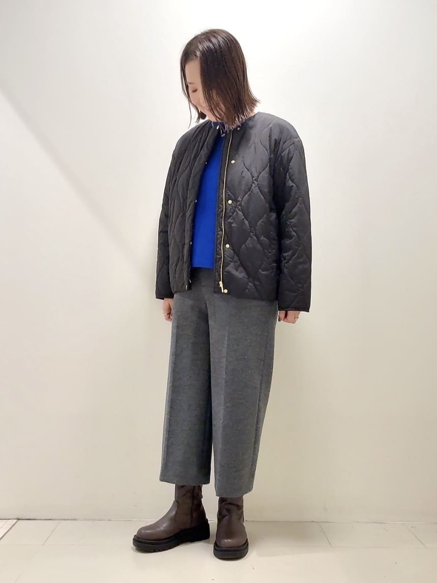 YUIさんの「UNTITLED｜【アンサンブル可/洗える】シルクウールカシミヤ ドルマンスリーブニット」を使ったコーディネート