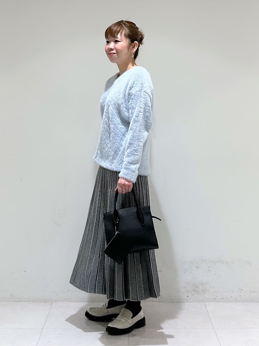tsuyuさんの「INDIVI｜◆【合皮／マルチWAY／サブバッグ付】ミニショルダーバッグ」を使ったコーディネート