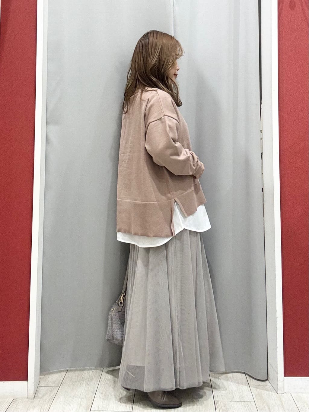 shioさんの「SHOO･LA･RUE｜【2点セット/洗濯機可/S-LL】着回しがきく もちもちハイネックニット+裾シャツインナー」を使ったコーディネート