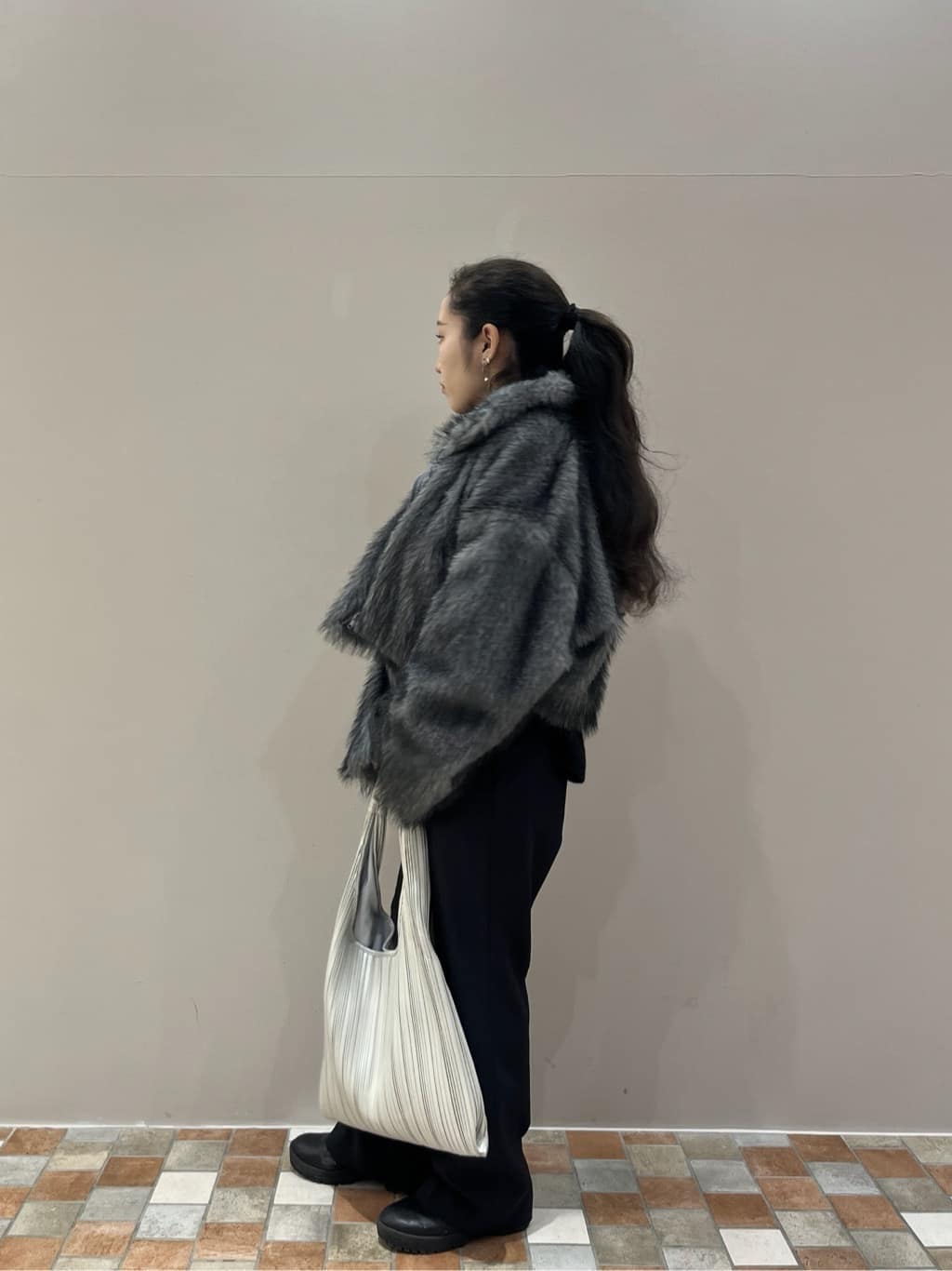 Uminoさんの「INDIVI｜【洗える】ヘアリーフォルムニット」を使ったコーディネート