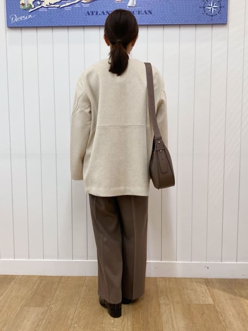 yoshiさんの「Dessin｜ウール混クルーネックコート」を使ったコーディネート