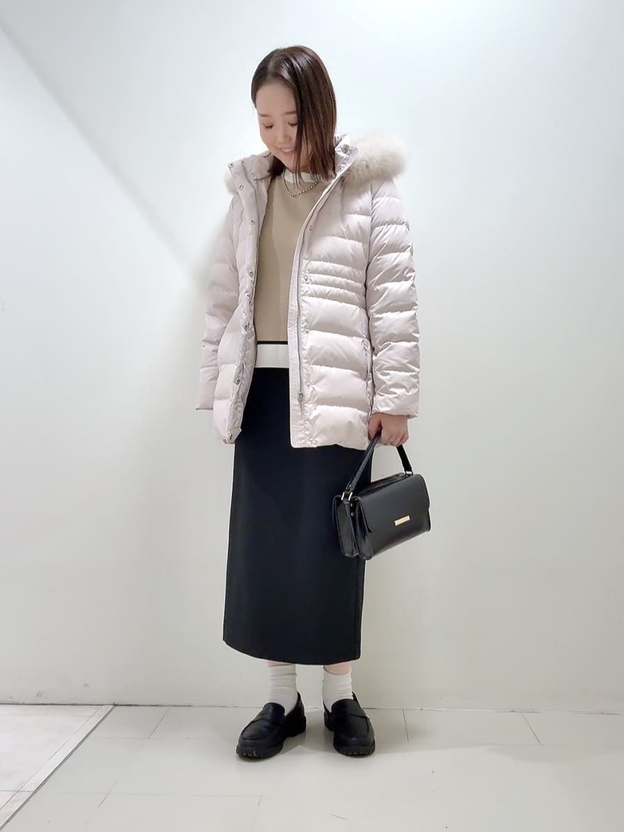 YUIさんの「UNTITLED｜【はっ水機能/フード取り外し可】ミディダウンコート」を使ったコーディネート