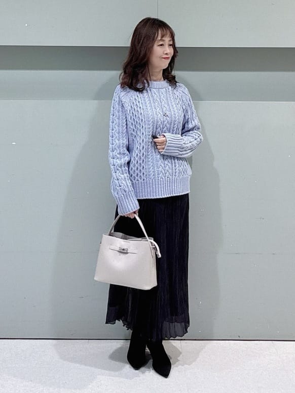 makiさんの「UNTITLED｜【はっ水機能/フード取り外し可】ミディダウンコート」を使ったコーディネート