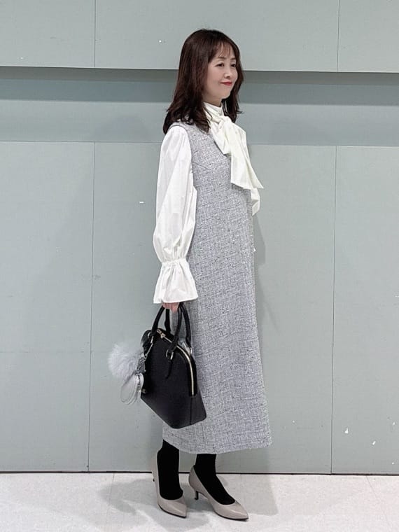 makiさんの「UNTITLED｜【洗える/細見え】ツイード ジャンパースカート」を使ったコーディネート