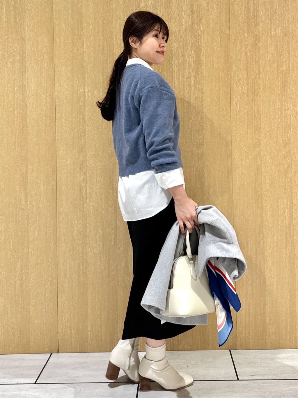 nanaさんの「UNTITLED｜【重ね着レイヤード/スーツブラウス】ファインブロードベーシックシャツ」を使ったコーディネート