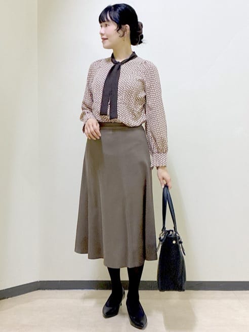  beni_gingerさんの「Reflect｜【レイヤードに◎】ボウタイプリントブラウス」を使ったコーディネート