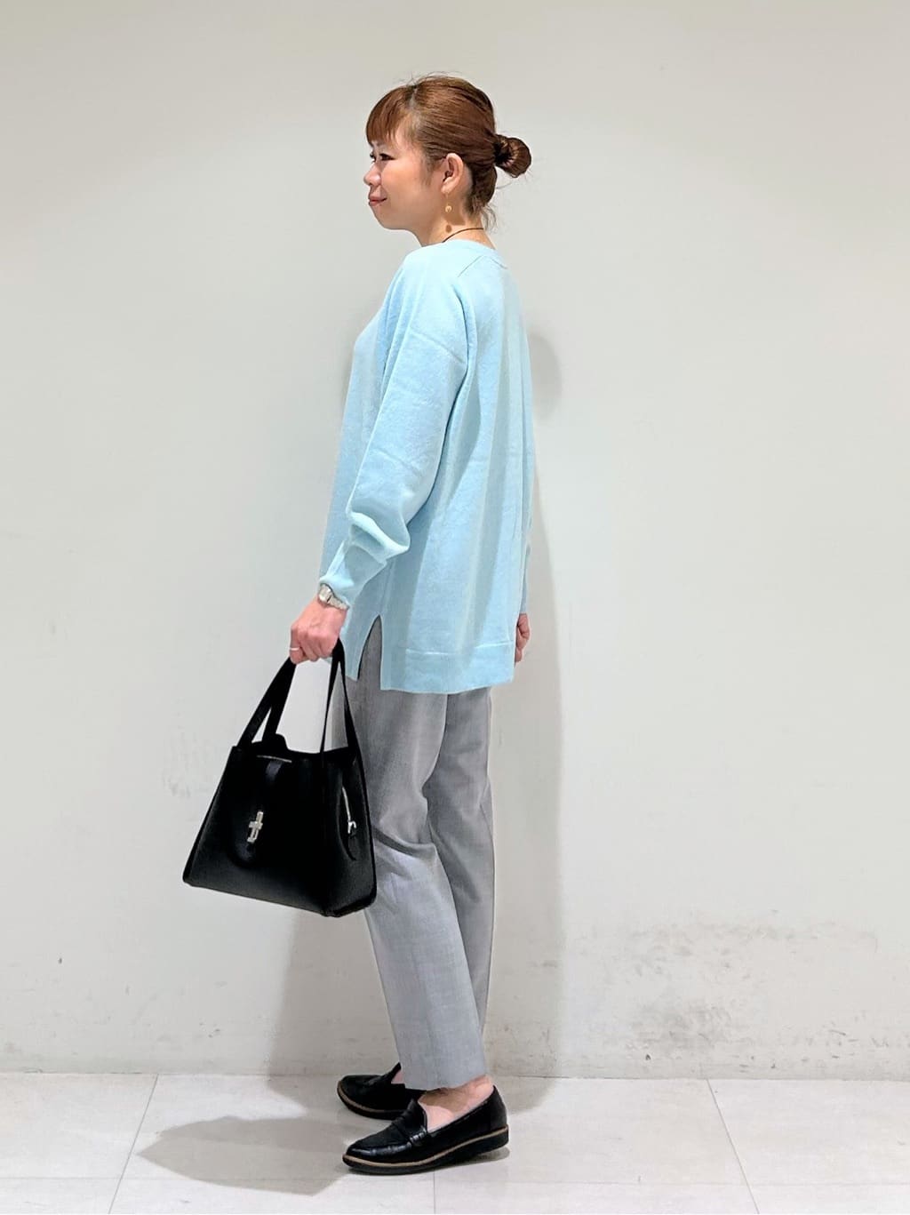 tsuyuさんの「INDIVI｜【軽量／ウール混】ライトフォルム ロングコート」を使ったコーディネート