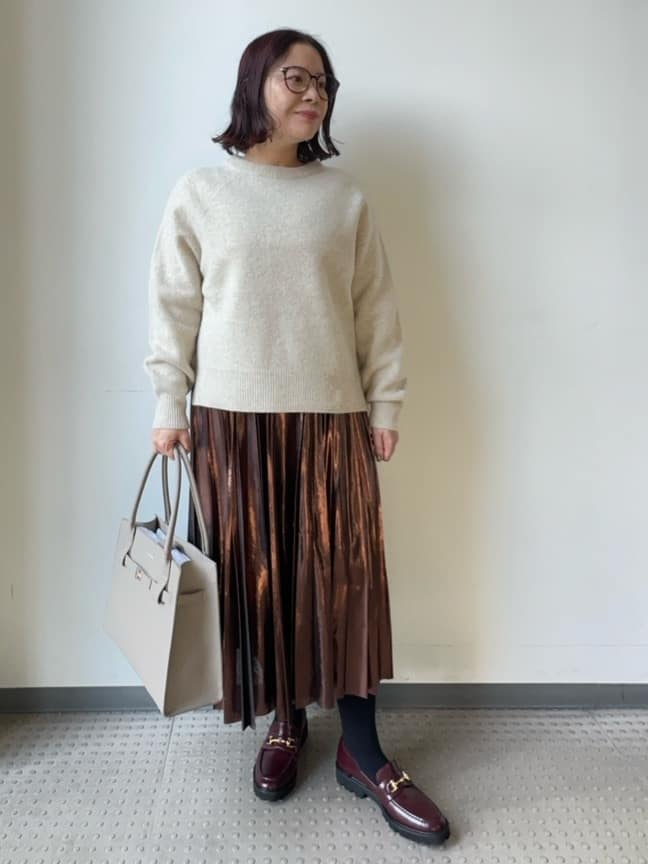 Asamiさんの「DRESSTERIOR｜【洗える/ストレッチ性/オンオフ】箔プリントプリーツスカート」を使ったコーディネート
