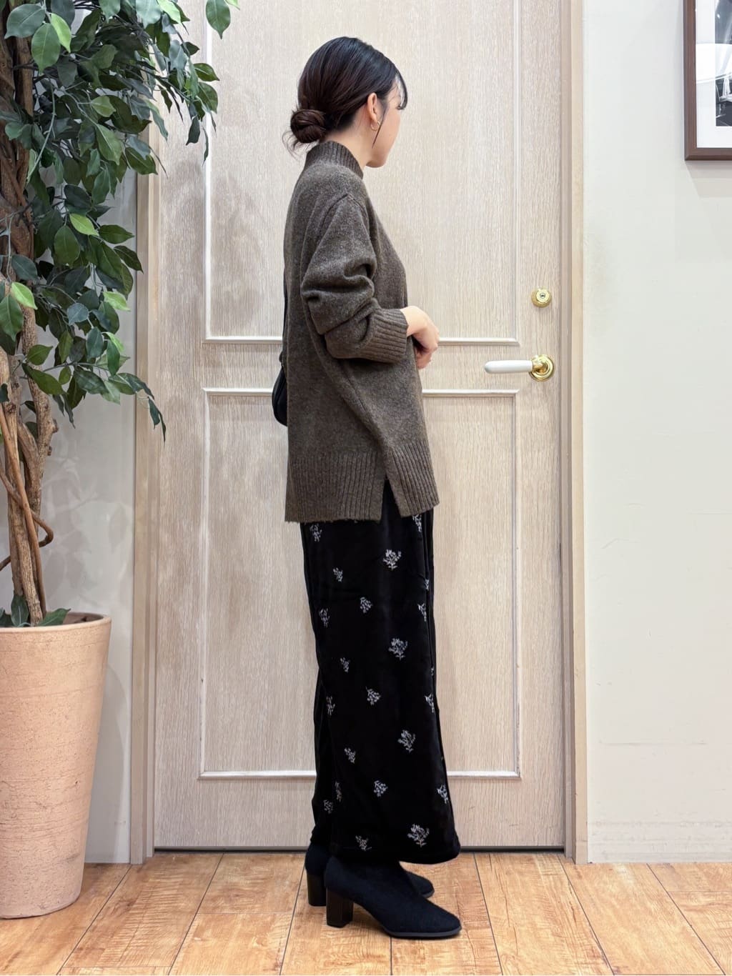 なみさんの「SHOO･LA･RUE｜【S-LL】ゆるシルエットな メランジタートルニット」を使ったコーディネート
