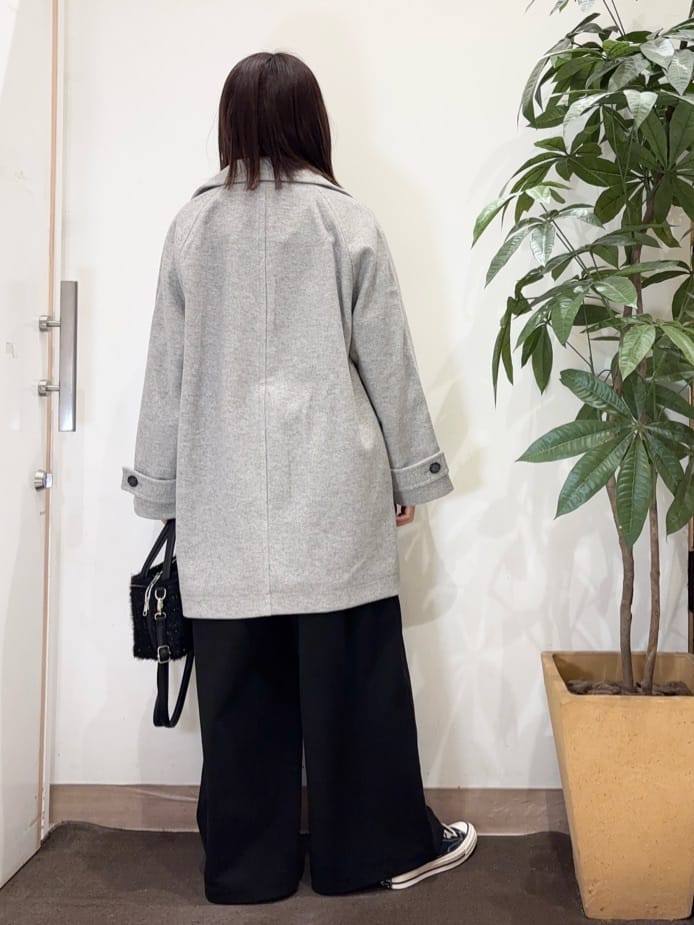 宗形さんの「SHOO･LA･RUE｜【S-LL】配色ボタンがポイント 襟付きケーブルニット」を使ったコーディネート