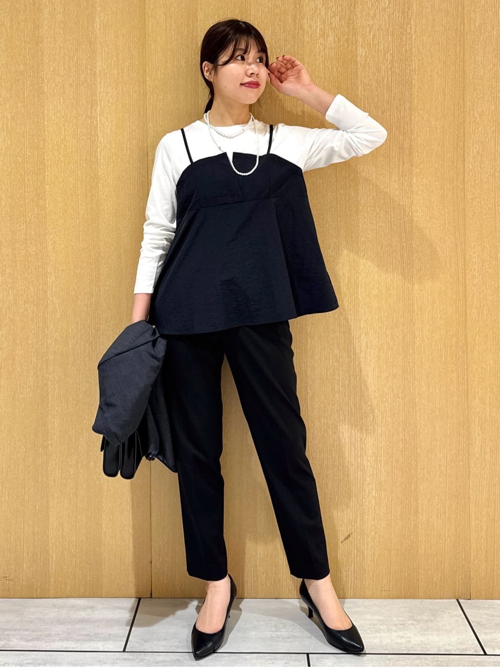 nanaさんの「UNTITLED｜【洗える/ゆったりシルエット】ビスチェドッキング　プルオーバー」を使ったコーディネート