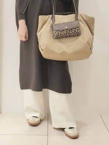 naokoさんの「UNTITLED｜【ゆったりサイズ／着丈短め】ジップニットカーディガン」を使ったコーディネート