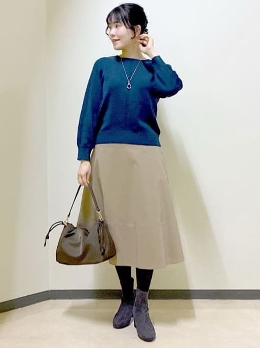  beni_gingerさんの「Reflect｜【選べる8色／スカートにもパンツにも◎】ウール混ボートネックニット」を使ったコーディネート