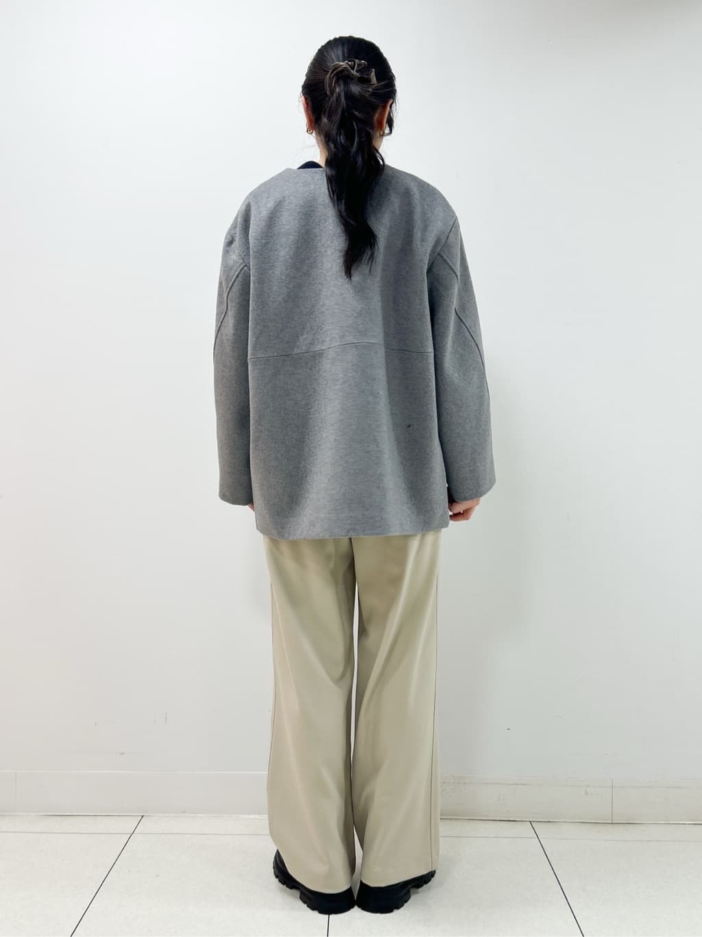 Kaiさんの「Dessin｜ウール混クルーネックコート」を使ったコーディネート