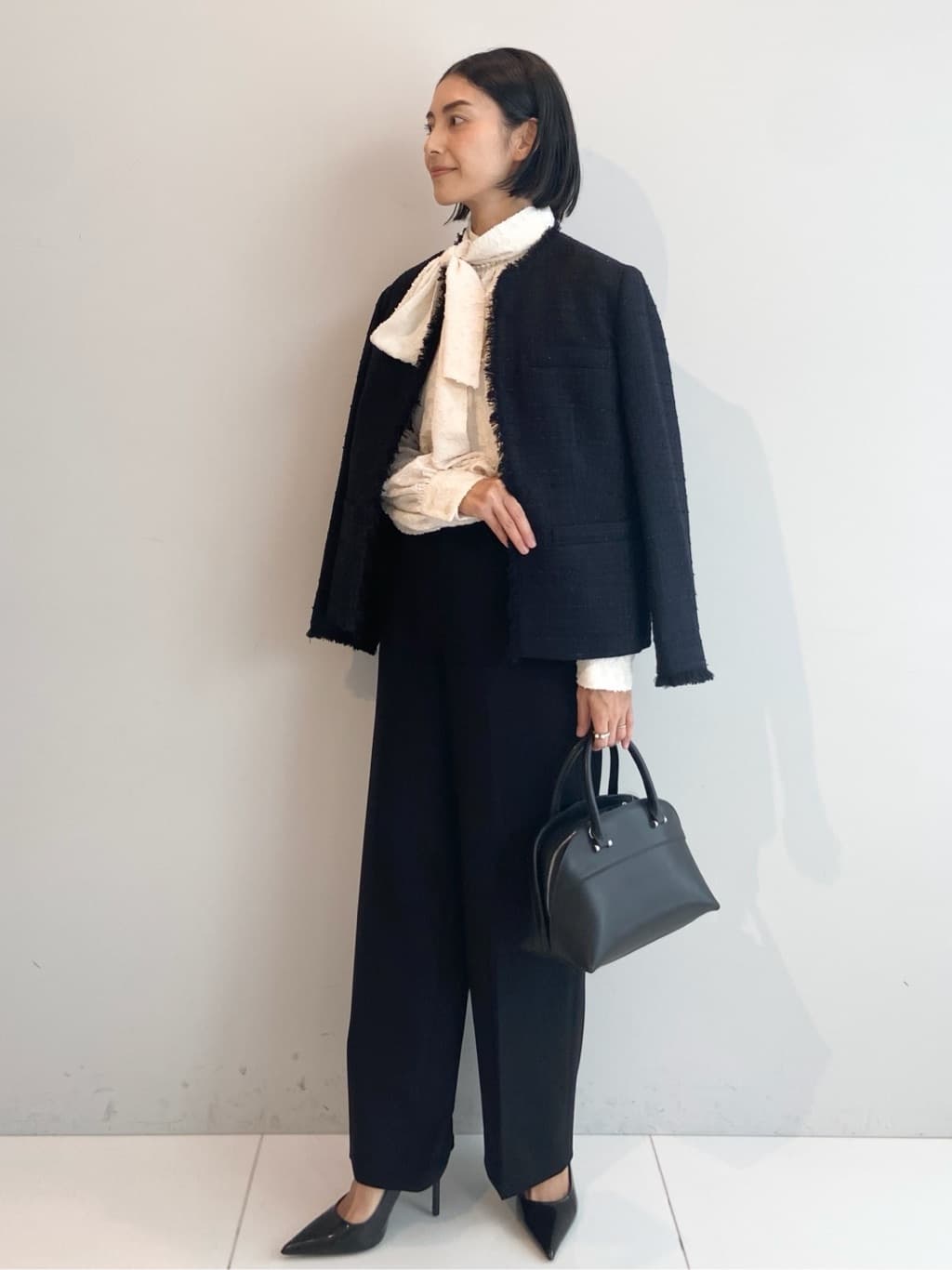 AYAさんの「UNTITLED｜【仕事着/スーツ】ファンシーツイード ジャケット」を使ったコーディネート