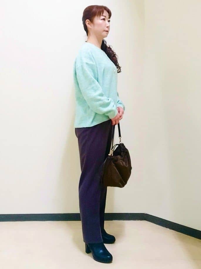 花さんの「Reflect｜【SS-4Lサイズ／衿が顔に当たらない◎】スタンドネックミドルコート」を使ったコーディネート