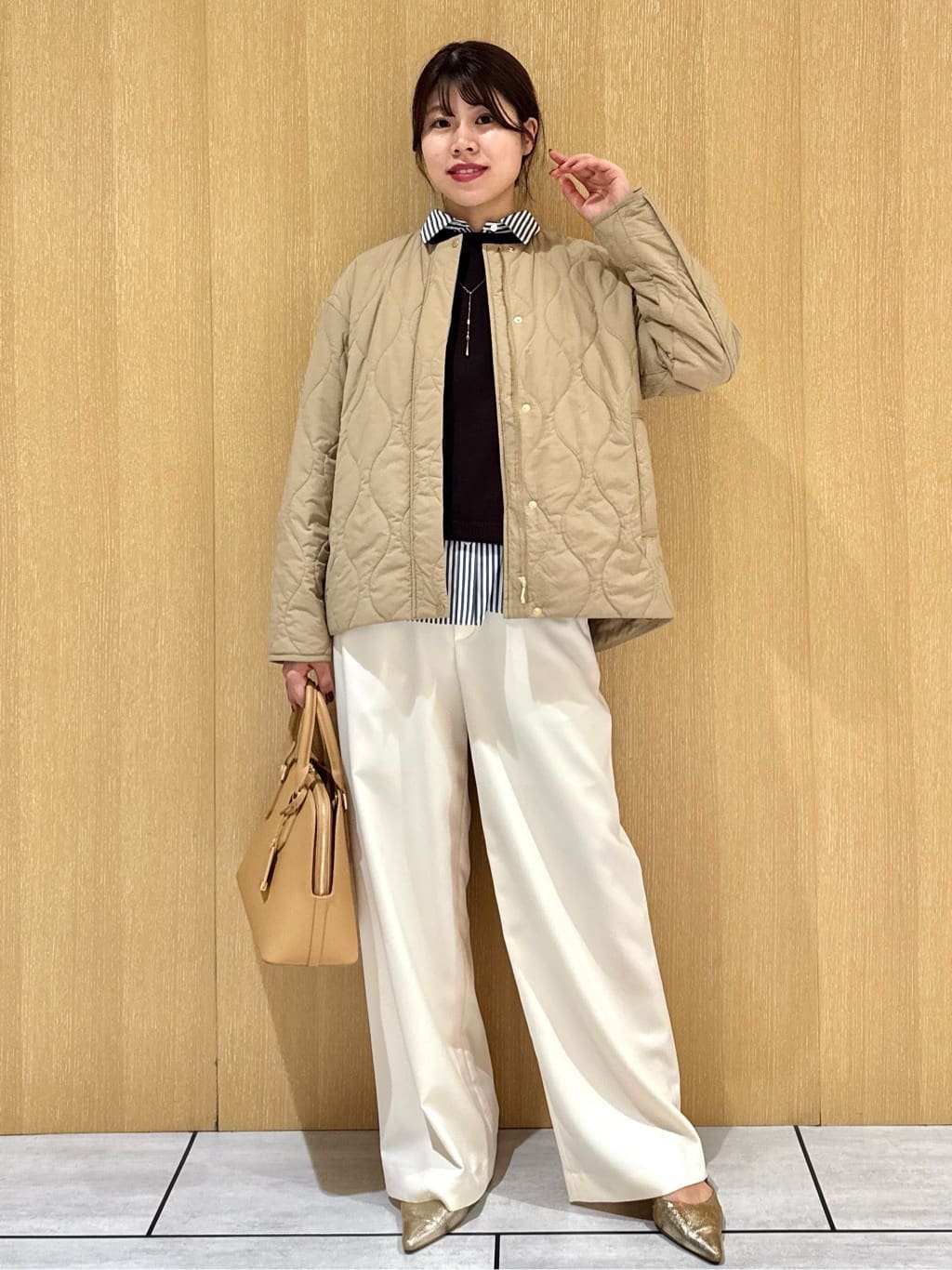 nanaさんの「UNTITLED｜【8色展開／コンパクト丈】レーヨン混 コクーンニット」を使ったコーディネート