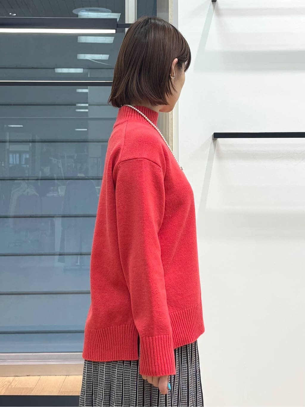 asamiさんの「INDIVI｜【カシミヤ混】ミドルゲージ ハイネックニット」を使ったコーディネート