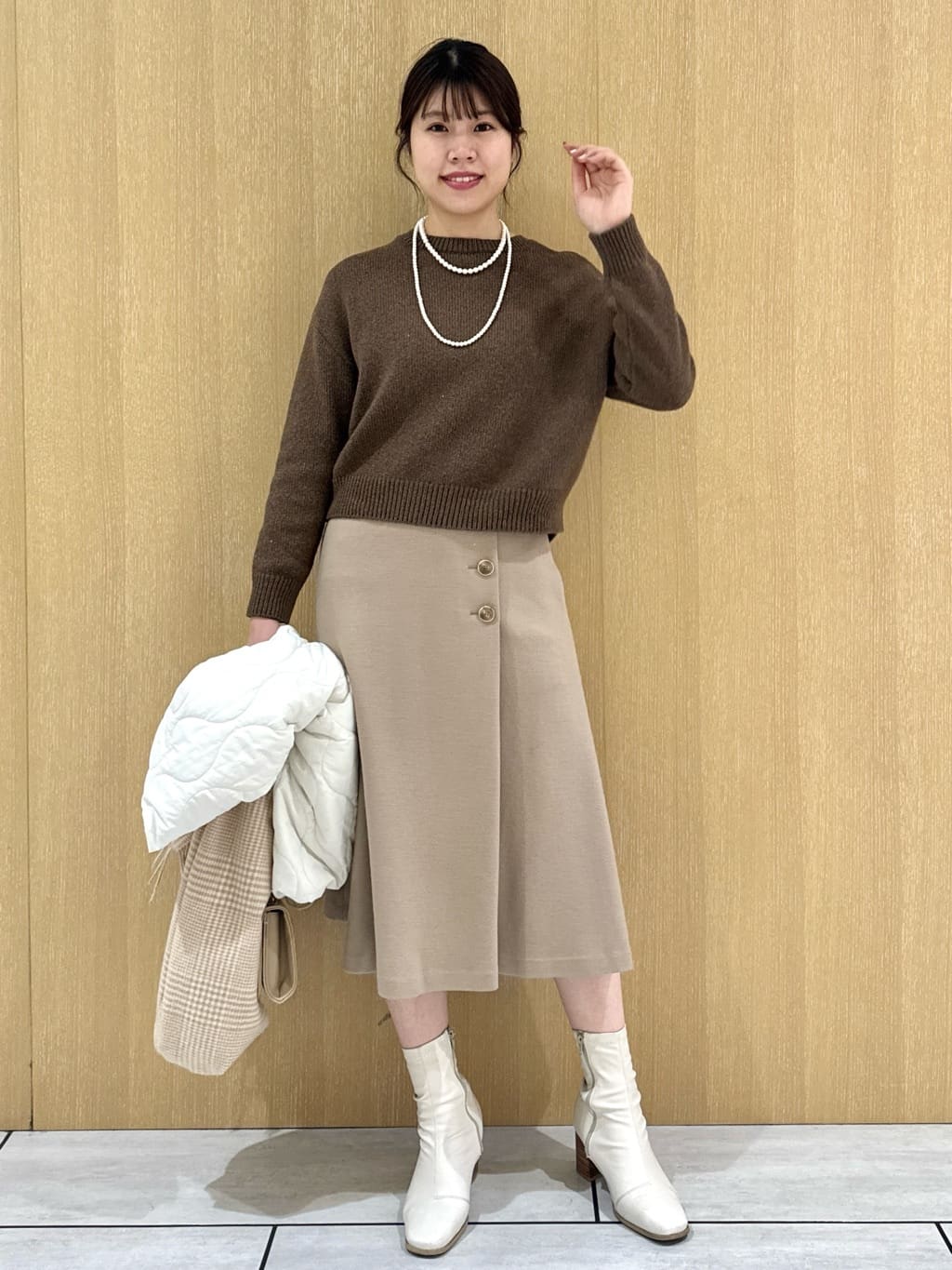 nanaさんの「UNTITLED｜【セットアップ可/ゆったり】ウール混ラメニット」を使ったコーディネート