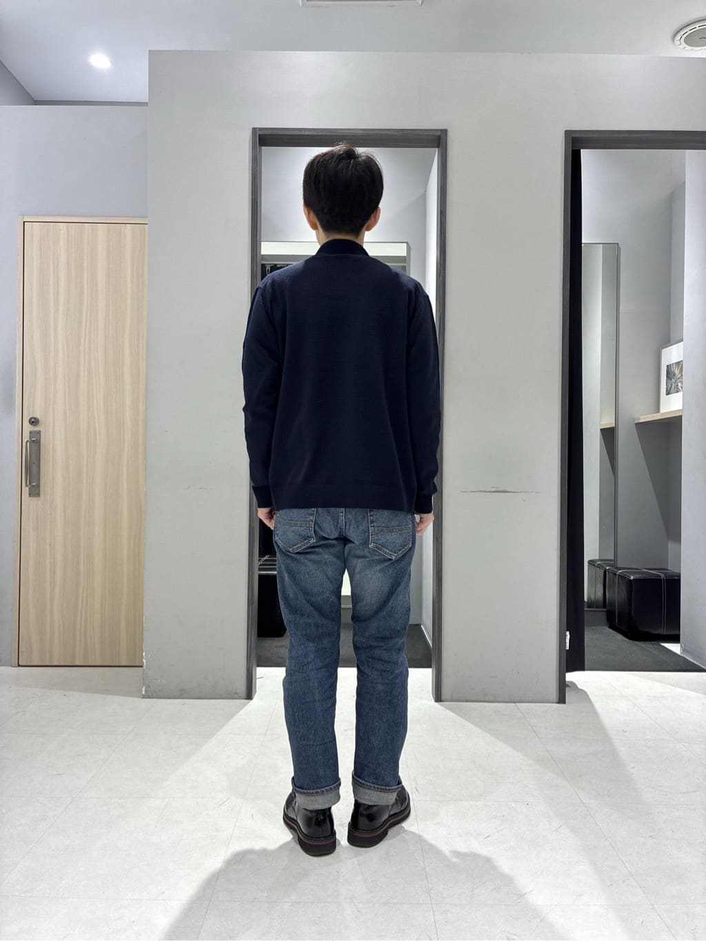 わいずみさんの「TAKEO KIKUCHI｜アンチピリング ジップアップ ニット」を使ったコーディネート