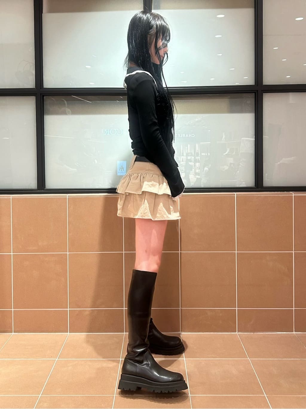 Arisaさんの「ESPERANZA｜【晴雨兼用】トラックソールロングブーツ」を使ったコーディネート