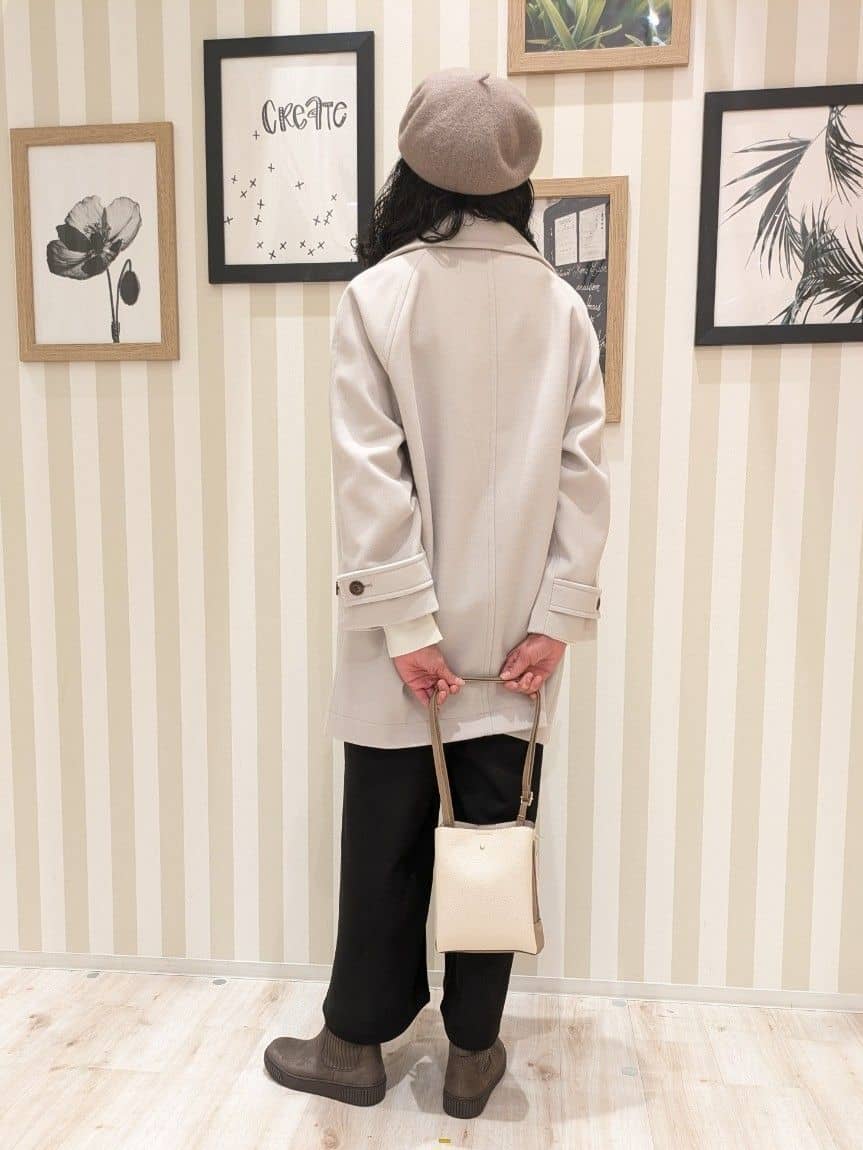 Mikiさんの「SHOO･LA･RUE｜【2WAY】こなれきれい ウール調コクーンコート」を使ったコーディネート