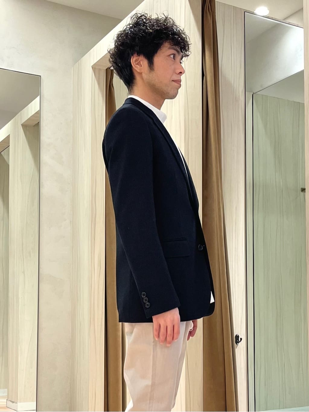 URAさんの「TAKEO KIKUCHI｜【ダウンライナー付き】メランジ ステンカラー コート」を使ったコーディネート