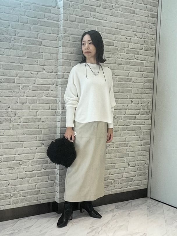 Mikoさんの「INDIVI｜フェイクファーマイクロバッグ」を使ったコーディネート