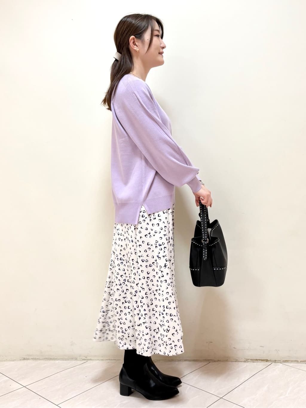 mikiさんの「Reflect｜【ゆったり着られる◎】ラグランスリーブニット」を使ったコーディネート