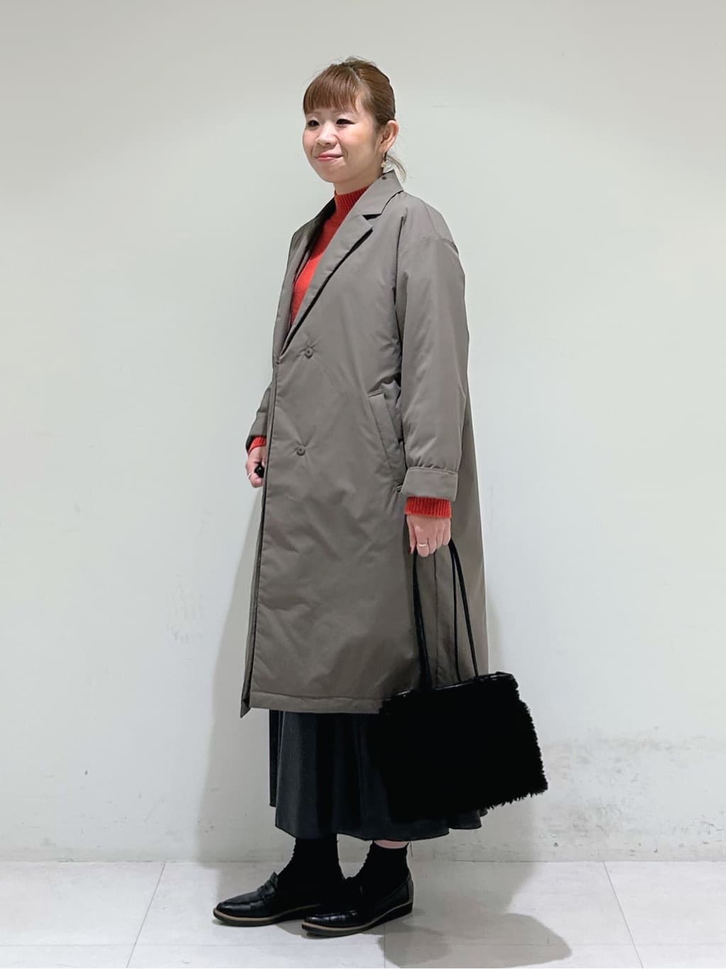 tsuyuさんの「INDIVI｜【超軽量／蓄熱】ライトパフチェスターコート」を使ったコーディネート