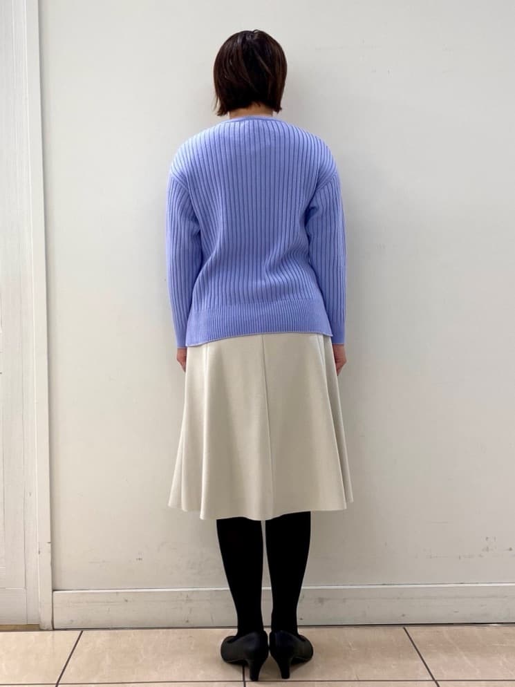 ksmさんの「Reflect｜【選べる5色◎】フレアフリュイドスカート」を使ったコーディネート