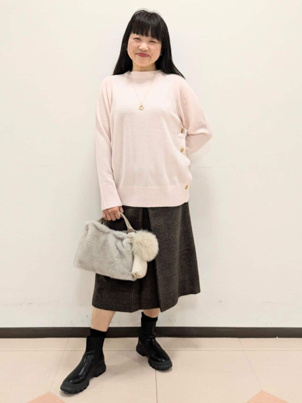 ともさんの「UNTITLED｜【8色展開/洗える】ウールカシミヤ ハイネックニット」を使ったコーディネート
