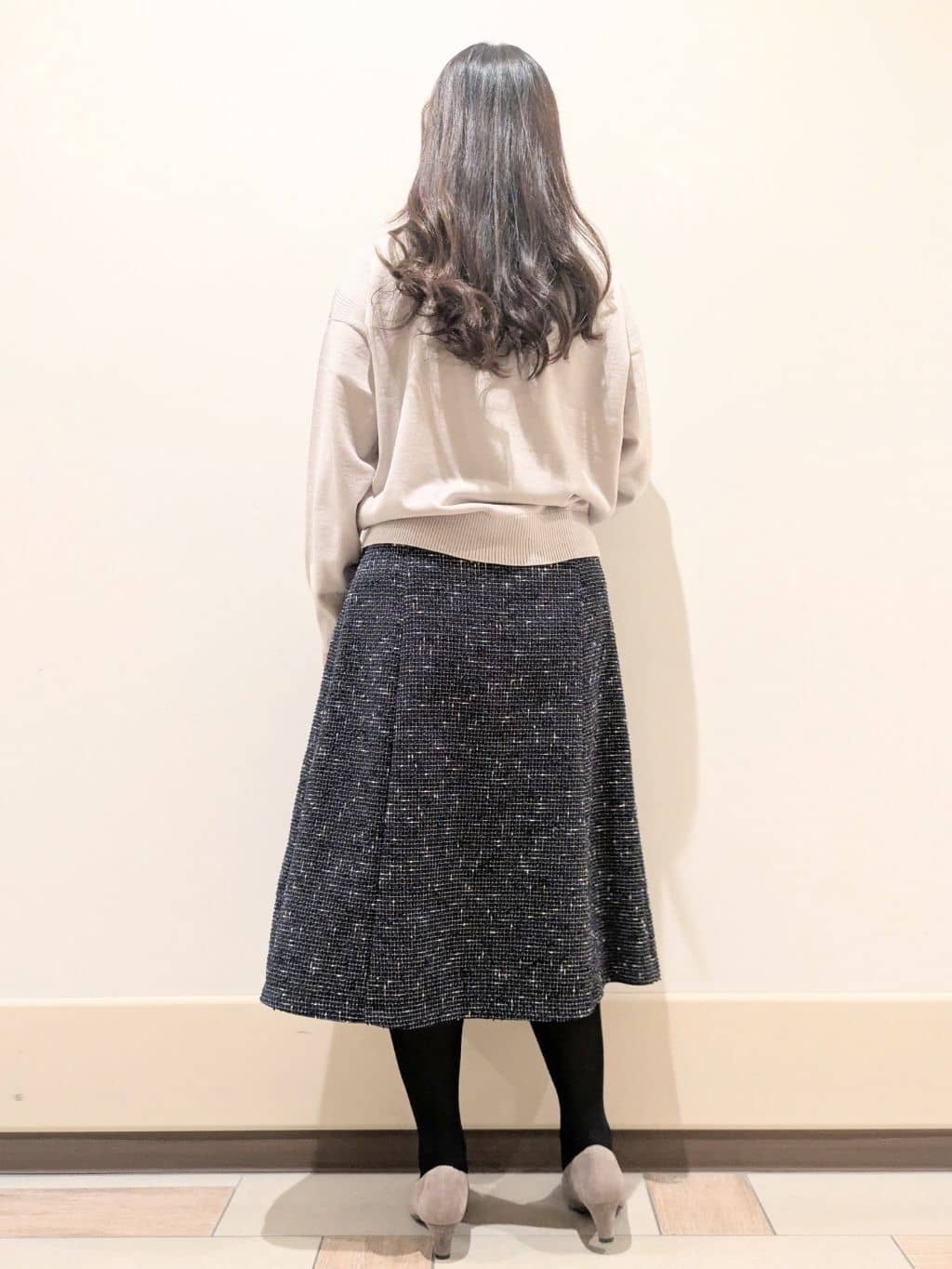 imamiさんの「Reflect｜【広がりすぎない／美シルエット◎】ツイードフレアスカート」を使ったコーディネート