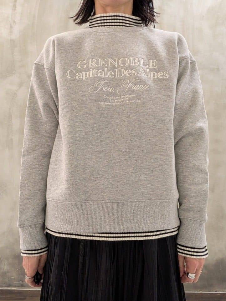 shioさんの「grove｜花柄アソートプリーツスカート」を使ったコーディネート