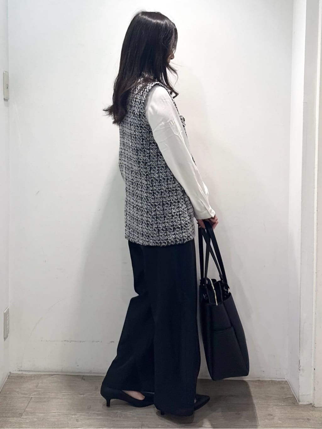 yuicciさんの「OPAQUE.CLIP｜《通勤対応》ツイードジレ【洗える】」を使ったコーディネート