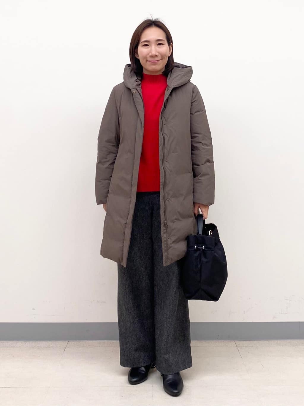 YUKARIさんの「INDIVI｜【撥水／洗える】ステッチレス ロングダウンコート」を使ったコーディネート
