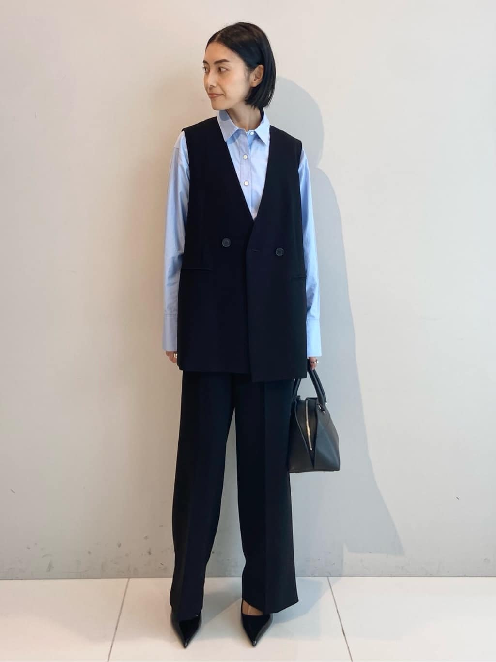 AYAさんの「UNTITLED｜【重ね着レイヤード/スーツブラウス】ファインブロードベーシックシャツ」を使ったコーディネート