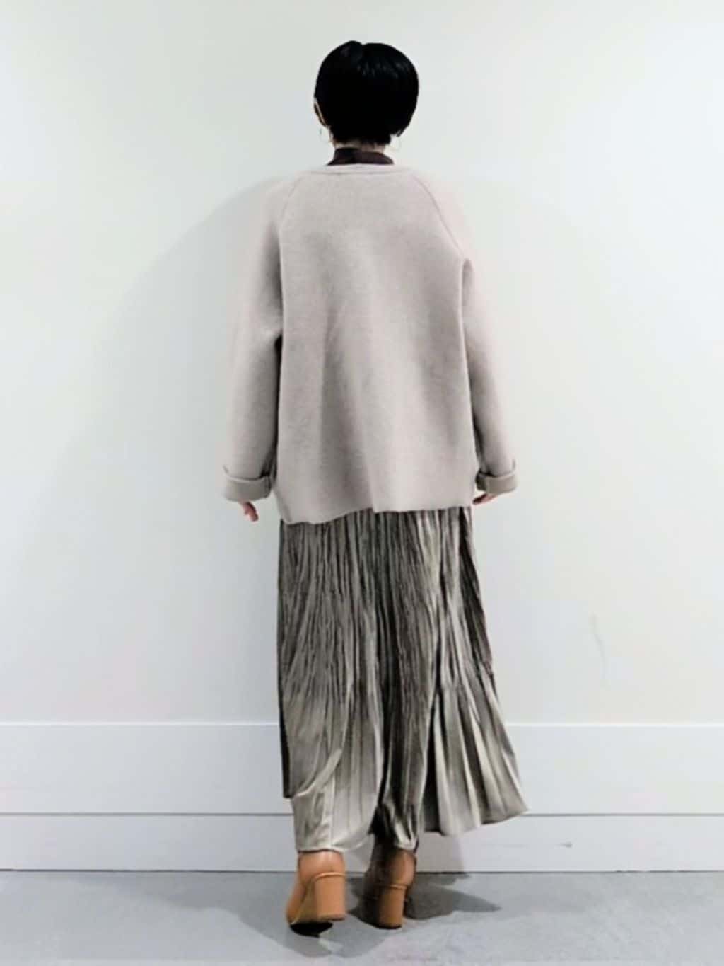 ミズタさんの「UNTITLED｜【軽アウター/ミドル丈】ウールニットコーディガン」を使ったコーディネート