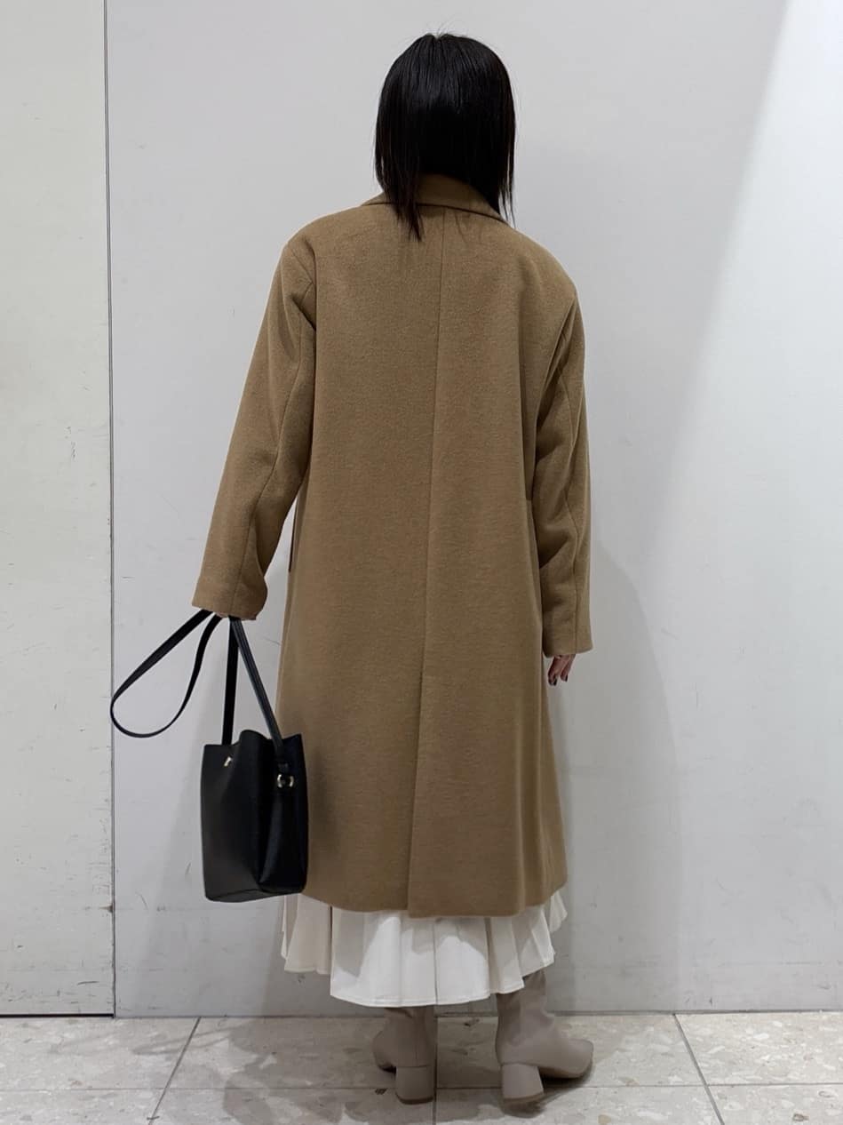 mameさんの「OPAQUE.CLIP｜カシミヤブレンドウールチェスターコート」を使ったコーディネート